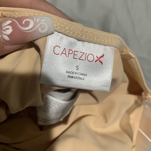 Capezio Leotard Size S - Picture 3 of 3